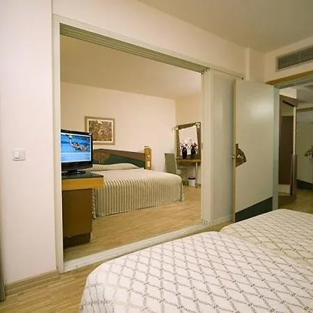 Otel Blue Waters Club